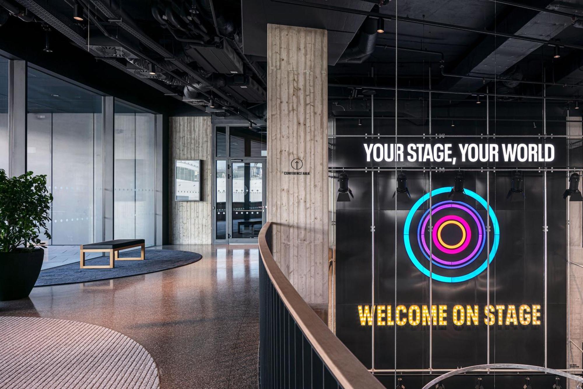 Stages Hotel Prague, A Tribute Portfolio Hotel Bagian luar foto